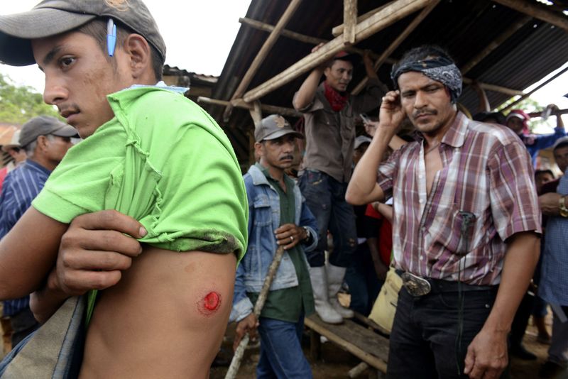 © Reuters. إصابة 21 شخصا على الاقل اثناء إحتجاج على مشروع قناة ملاحية في نيكاراجوا