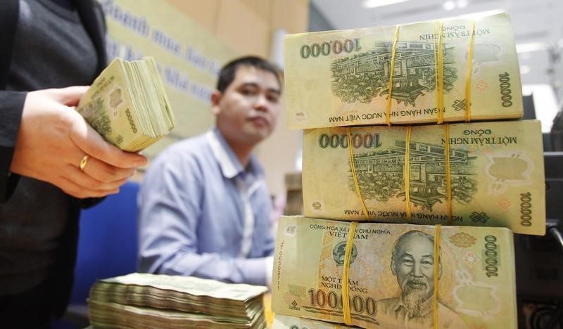 © Reuters. فيتنام تجتذب استثمارات اجنبية مباشرة بقيمة 12.35 مليار دولار في 2014