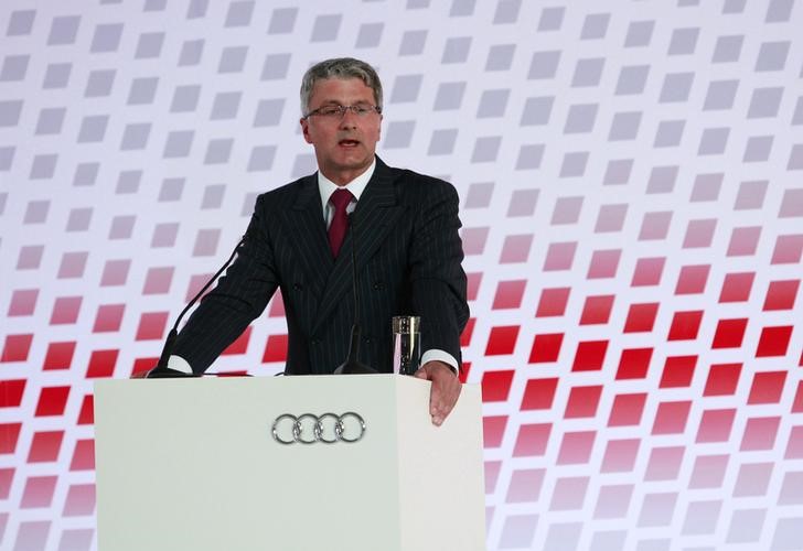 © Reuters. Audi CEO Rupert Stadler delivers a speech during the opening ceremony of the carmaker's new plant in San Jose Chiapa
