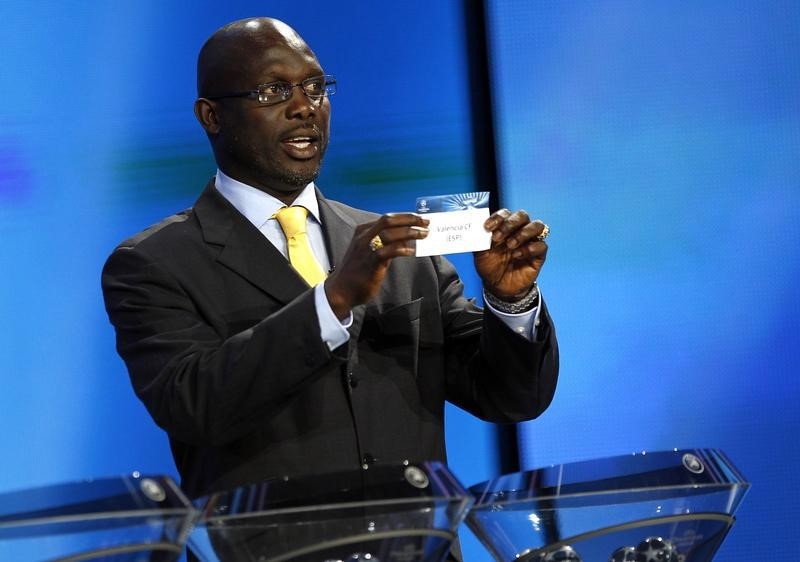 © Reuters. Former soccer player Weah of Liberia attends the Champions League draw ceremony at Monaco's Grimaldi Forum