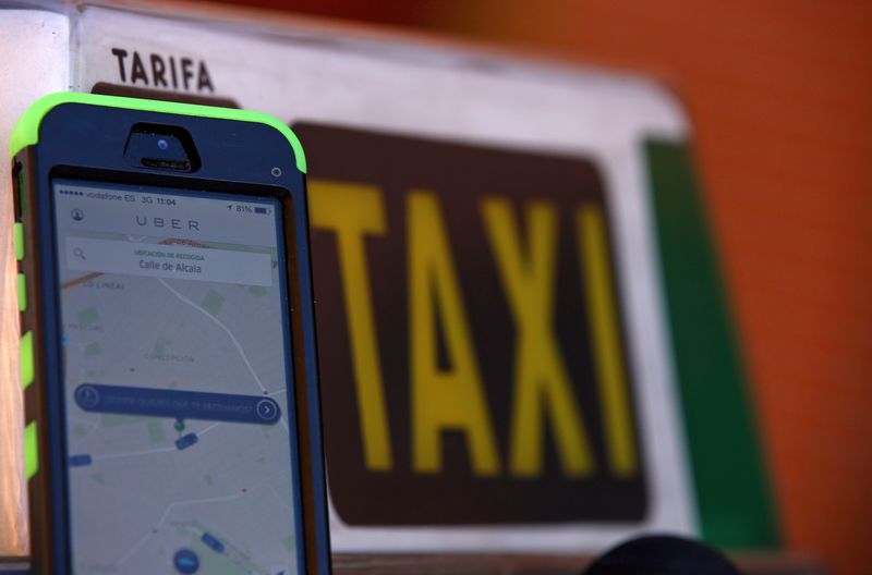 © Reuters. Uber echa el cierre temporalmente en España mientras prepara recurso