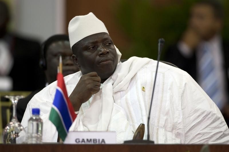 © Reuters. Gambia's President Al Hadji Yahya Jammeh attends the plenary session of the Africa-South America Summit on Margarita Island