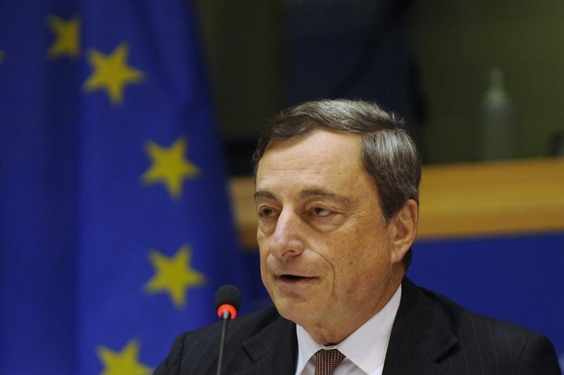 © Reuters. ECB President Draghi speaks during the Quarterly Hearing before the Committee on Economic and Monetary Affairs of the European Parliament in Brussels