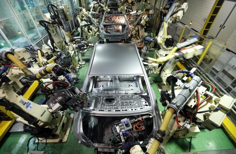 © Reuters. Hyundai Motor's sedans are assembled at a factory of the carmaker in Asan