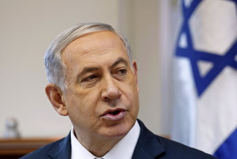 © Reuters. Israeli Prime Minister Netanyahu attends cabinet meeting  in Jerusalem