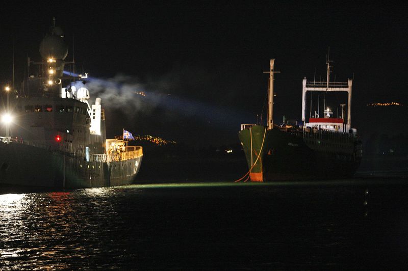 © Reuters. Sierra Leone-flagged vessel Ezadeen arrives at the Corigliano Calabro harbour in southern Italy