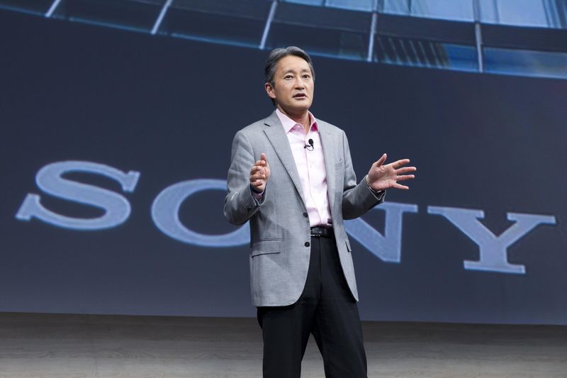 © Reuters. O presidente-executivo da Sony, Kazuo Hirai, elogiou funcionários do estúdio de Hollywood da companhia nesta segunda-feira por resistirem a "esforços extorsores" de hackers que atacaram a Sony Pictures Entertainment.