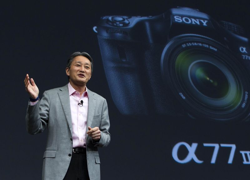 © Reuters. President and CEO of Sony Corporation Hirai speaks during the 2015 International Consumer Electronics Show in Las Vegas