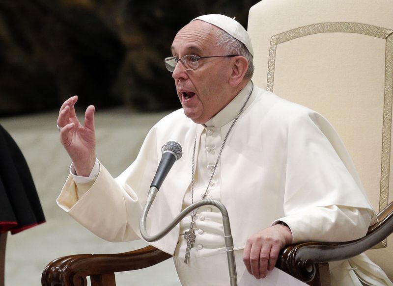 © Reuters. Una nueva biografía conecta al Papa Francisco con sus raíces argentinas