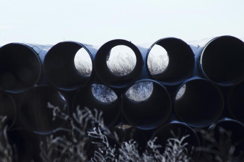 © Reuters. A depot used to store pipes for Transcanada Corp's planned Keystone XL oil pipeline is seen in Gascoyne North Dakota