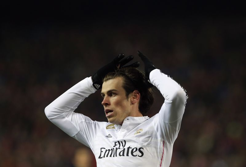 © Reuters. El estado de forma de Gareth Bale preocupa en el Real Madrid