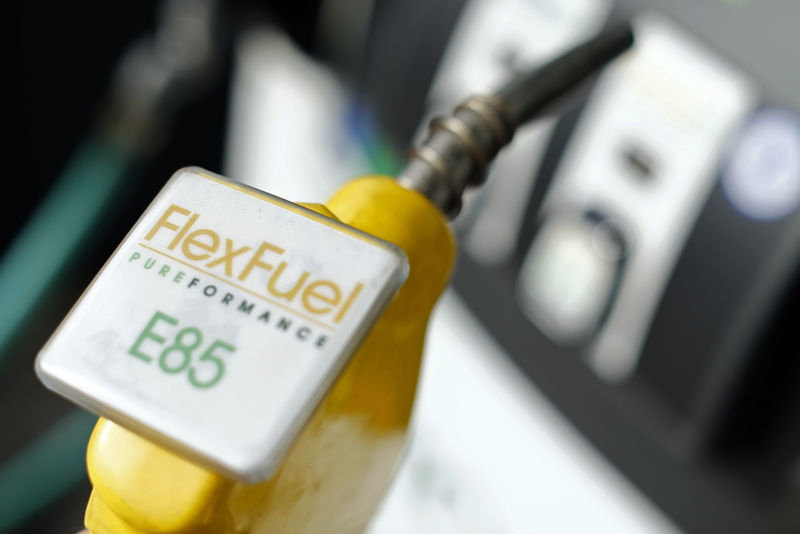 © Reuters. The fuel nozzle from a flex fuel pump is shown in this illustration photograph at a filling station in San Diego, California