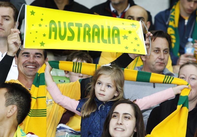 © Reuters. استراليا تأمل في الانطلاق بعد فوز كبير في كأس اسيا
