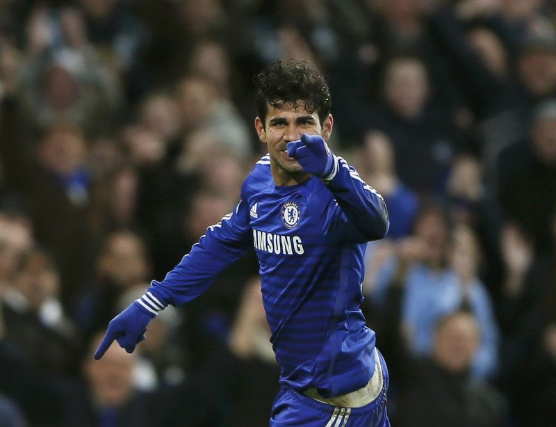 © Reuters. Chelsea's Diego Costa celebrates his goal during their English Premier League soccer match against Newcastle United at Stamford Bridge in London