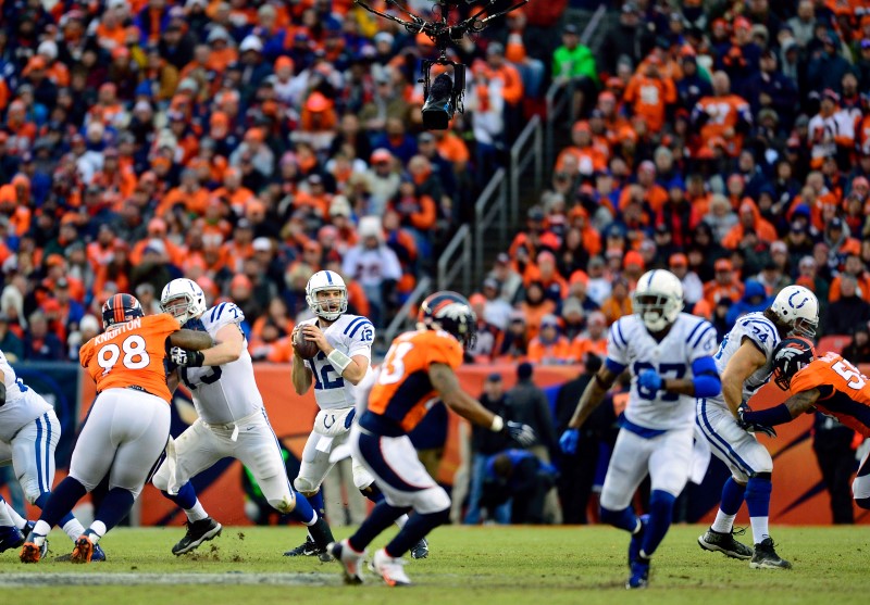 © Reuters. NFL: Divisional Round-Indianapolis Colts at Denver Broncos