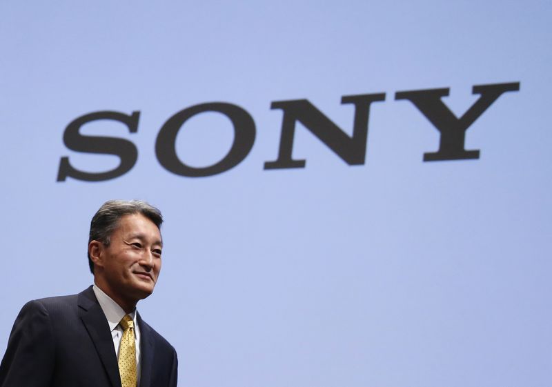© Reuters. File photo of Sony Corp President and CEO Hirai attending an investors' conference at the company's headquarters in Tokyo