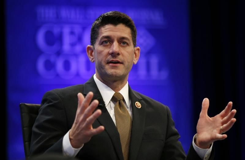 © Reuters. Paul Ryan speaks at the Wall Street Journal's CEO Council meeting in Washington