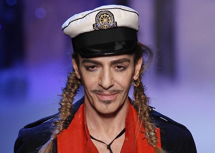 © Reuters. Foto de arquivo do estilista John Galliano em Paris