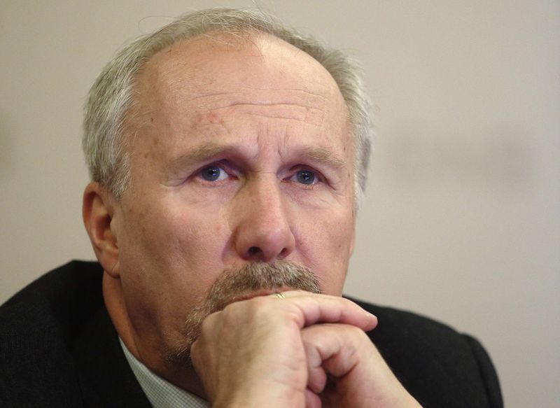 © Reuters. EWALD NOWOTNY SOUHAITE UNE DÉCISION "PLUTÔT TÔT" SUR UN QE DE LA BCE