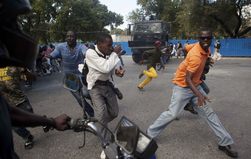 © Reuters. Manifestação pela renúncia do presidente do Haiti