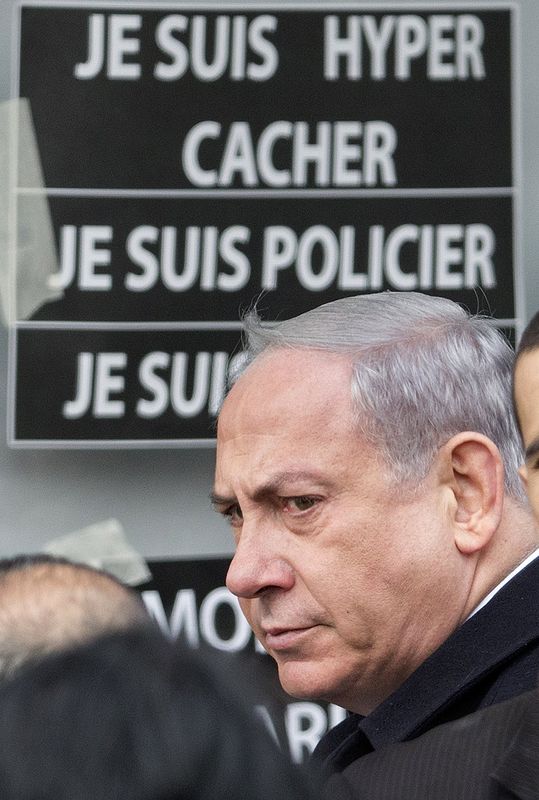 © Reuters. نتنياهو يتصدر سباق الانتخابات الاسرائيلية بعد مشاركته في مسيرة باريس