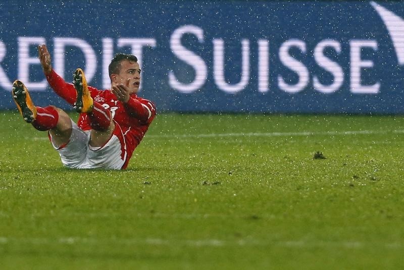 © Reuters. Switzerland's Shaqiri reacts during their Euro 2016 Group E qualifying soccer match against Lithuania in St. Gallen