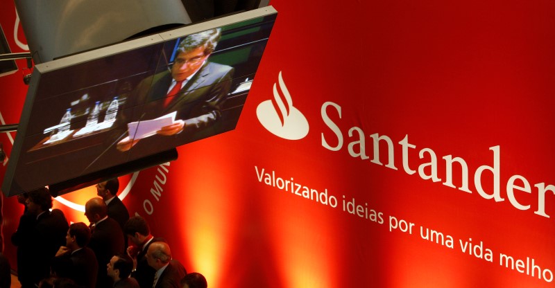 © Reuters. Santander Brasil planea nombrar a Sérgio Rial como nuevo presidente -fuentes