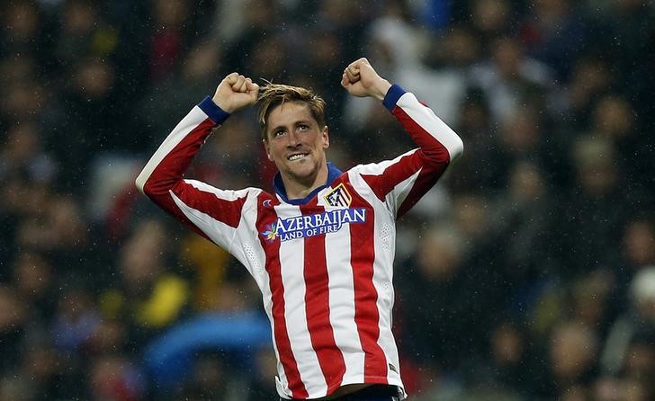 © Reuters. Fernando Torres, do Atlético de Madri, comemora gol contra Real Madrid