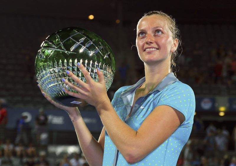 © Reuters. La checa Kvitova se pone a punto para el Abierto de Australia tras el título de Sídney