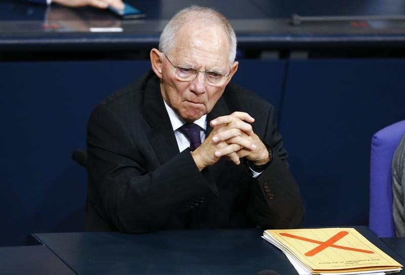 © Reuters. German Finance Minister Schaeuble attends a session of the lower house of parliament Bundestag in Berlin