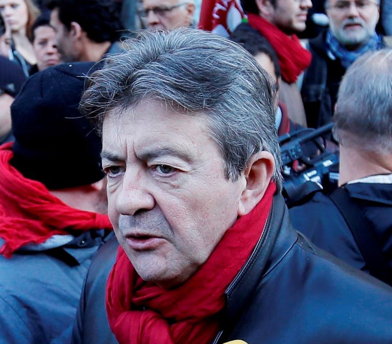 © Reuters. JEAN-LUC MÉLENCHON VEUT RAPPROCHER LE PARTI DE GAUCHE ET LES VERTS