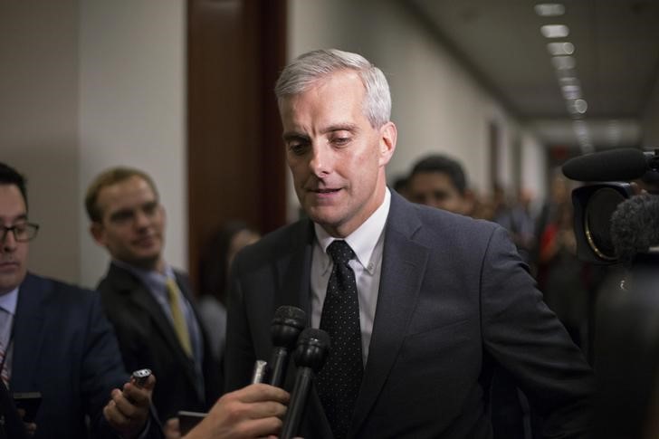 © Reuters. White House Chief of Staff McDonough arrives to attend a U.S. House Democratic Caucus meeting at the U.S. Capitol in Washington