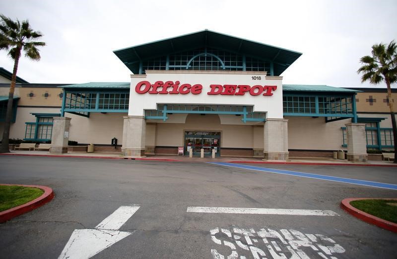 © Reuters. Office Depot store in Encinitas, California