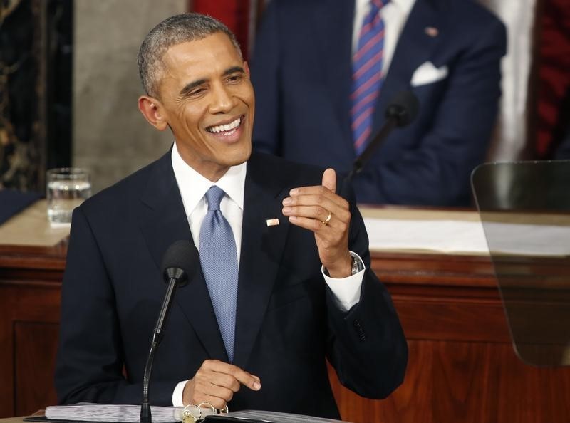 © Reuters. اوباما يرفض الافكار النمطية "العدائية" عن المسلمين