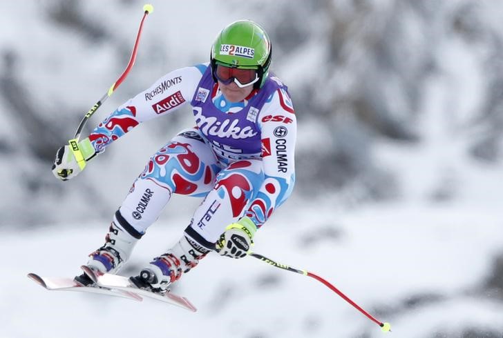 © Reuters. France's Rolland skis during the second training session for the Women's World Cup Downhill skiing race in Val d'Isere