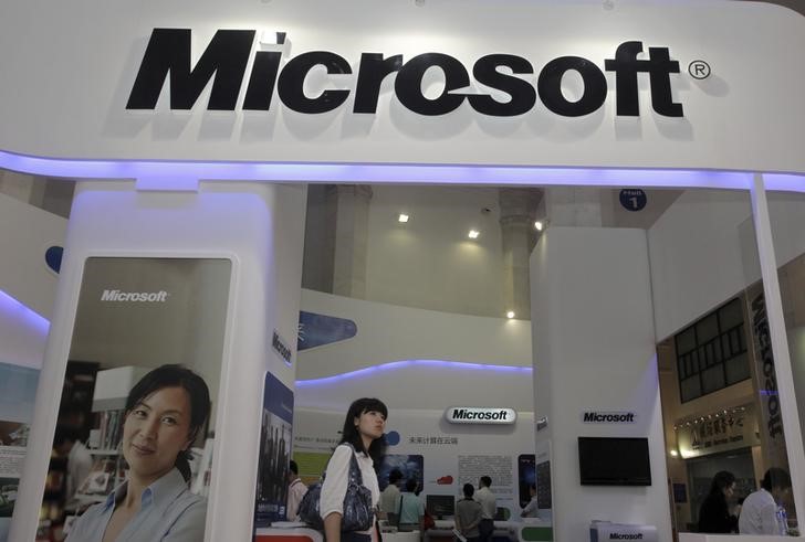 © Reuters. Microsoft ofrecerá Windows 10 como actualización gratuita