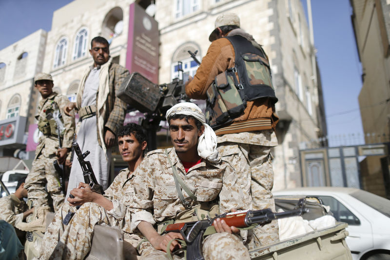 © Reuters. مسؤول حوثي كبير: بيان الرئيس اليمني مقبول