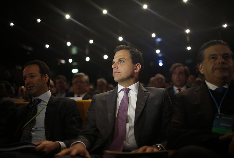 © Reuters. Presidente-executivo da Oi,  Bayard Gontijo, participa de assembleia de acionistas em Lisboa 