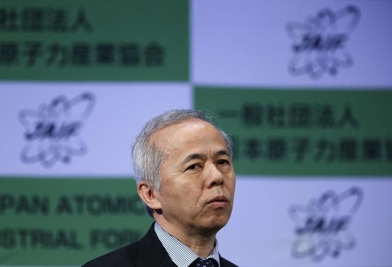 © Reuters. TEPCO President Hirose speaks at the annual JAIF conference in Tokyo