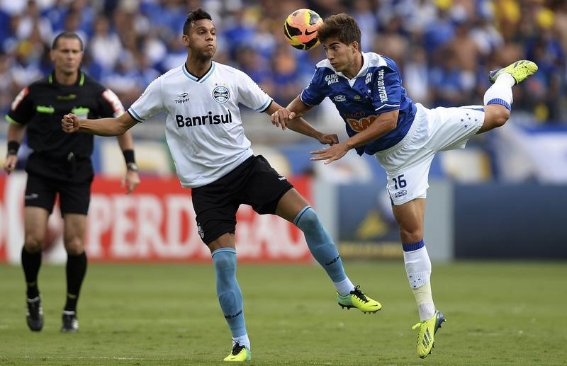 © Reuters. Real Madrid acuerda con Cruzeiro incorporación de Lucas Silva