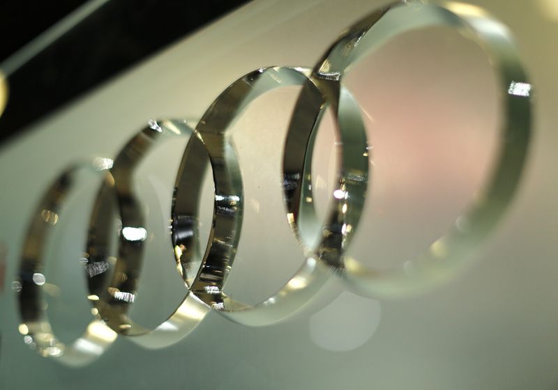 © Reuters. Audi four rings logo is seen at Auto Show in Washington