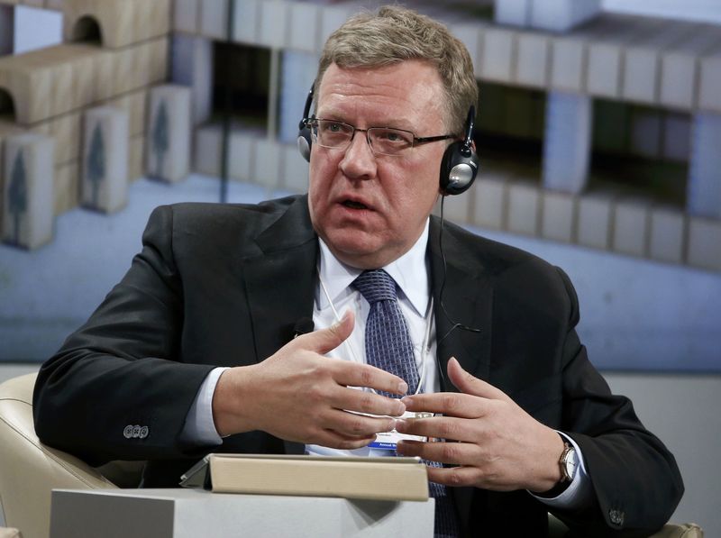 © Reuters. Russia's former finance minister Kudrin, professor at the St. Petersburg State University, speaks during the session "The BRICS Agenda" in the Swiss mountain resort of Davos