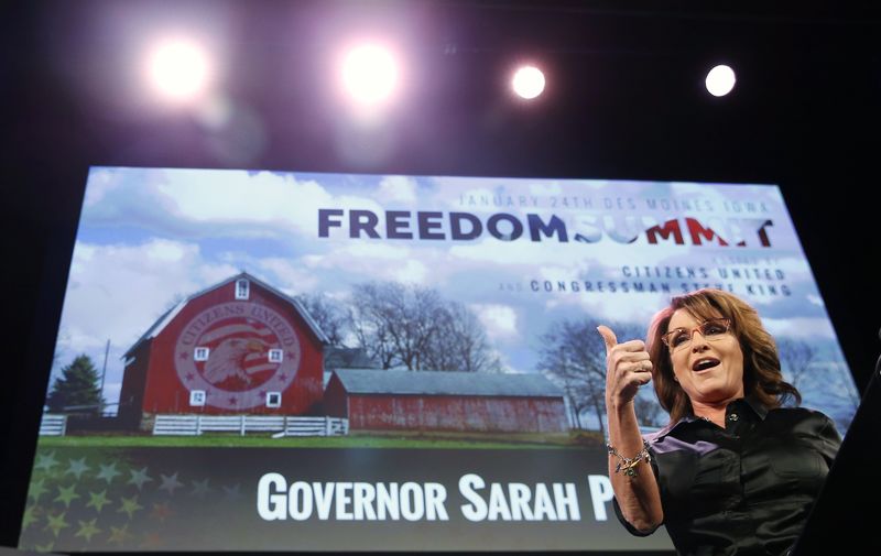 © Reuters. Former Governor of Alaska Sarah Palin arrives to speak at the Freedom Summit in Des Moines