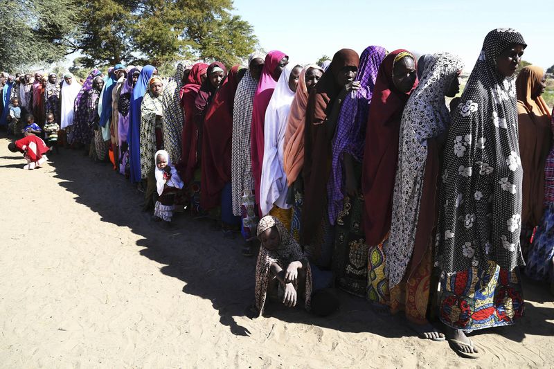 © Reuters. Supuestos insurgentes de Boko Haram atacan la ciudad de Maiduguri, en el norte de Nigeria