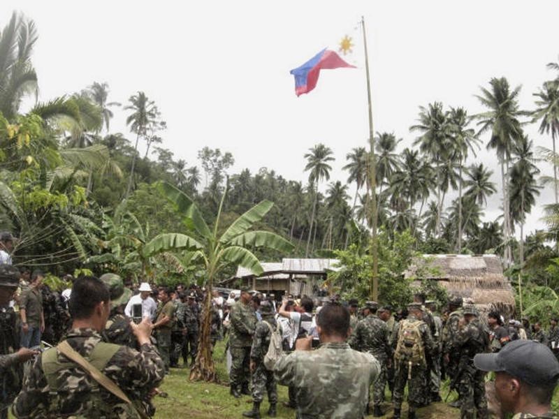 © Reuters. الشرطة الفلبينية تشتبك مع متمردين مسلمين في الجنوب ومقتل 30 على الأقل
