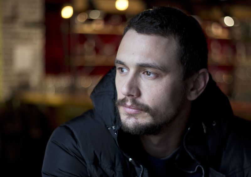 © Reuters. Actor James Franco poses at the Sundance Film Festival in Park City