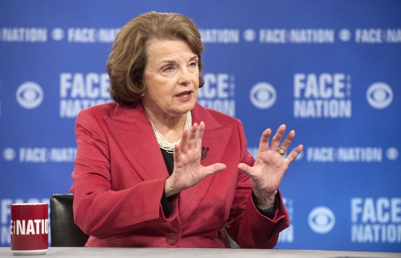 © Reuters. Sen. Dianne Feinstein speaks with Bob Schieffer on CBS News "Face the Nation" in Washington