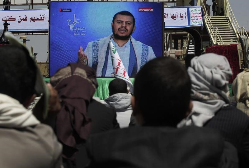 © Reuters. زعيم الحوثيين يقول إنه يريد انتقالا سلميا للسلطة