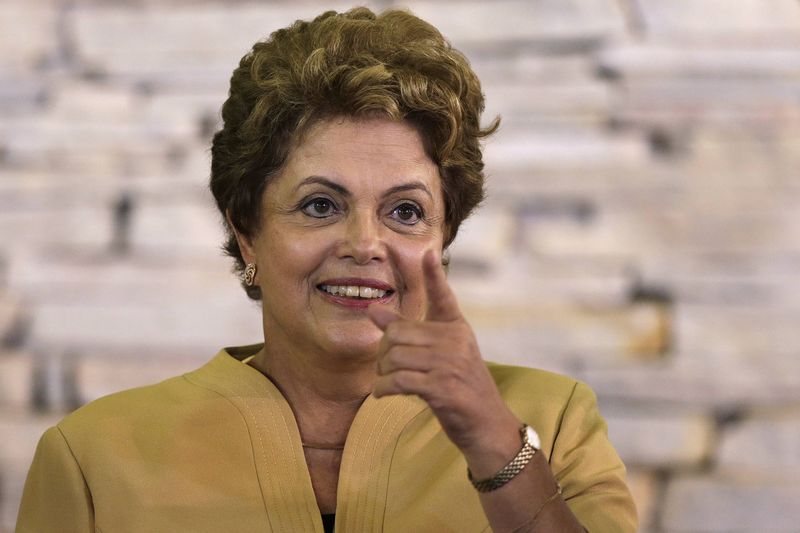 © Reuters. Brazil's President Dilma Rousseff reacts during the first ministerial meeting in Brasilia