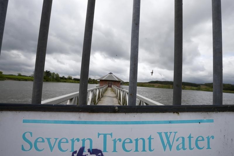 © Reuters. A Severn Trent sign hangs on a gate at Cropston Reservoir in Cropston